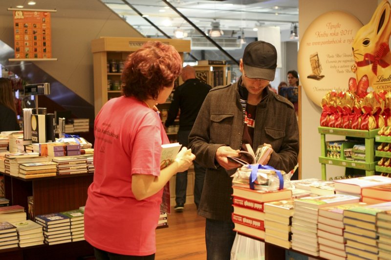 Knihkupectví Panta Rhei v Bratislavě- březen 2012
