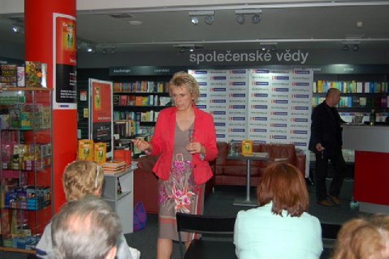 Knihkupectví Kanzelsberger v Praze - květen 2013